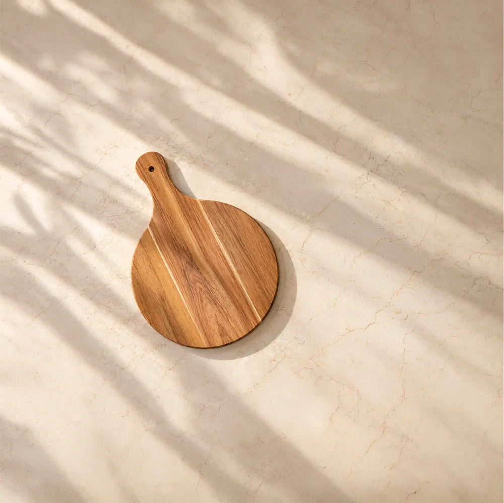 Wooden cheeseboard ready for a resin art project